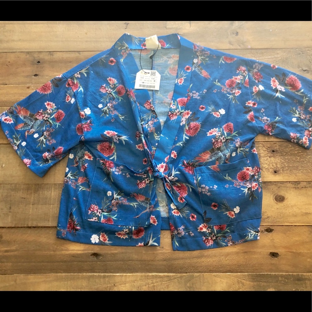NWT Zara Girls Size 5-6 blue floral wrap‎ top